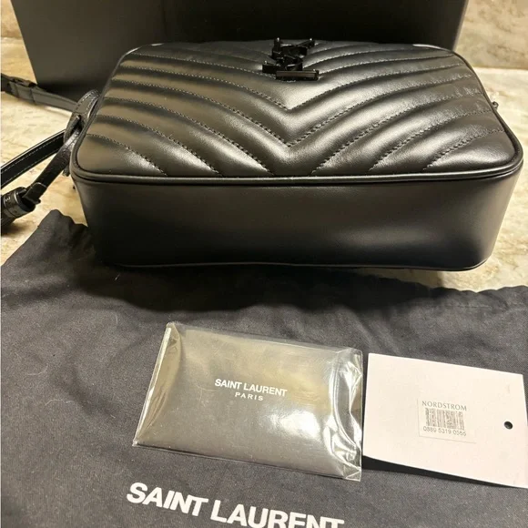 Saint Laurent Lou Lou Medium YSL Camera Bag with Pocket in Quilted Leather - Picture 9 of 15